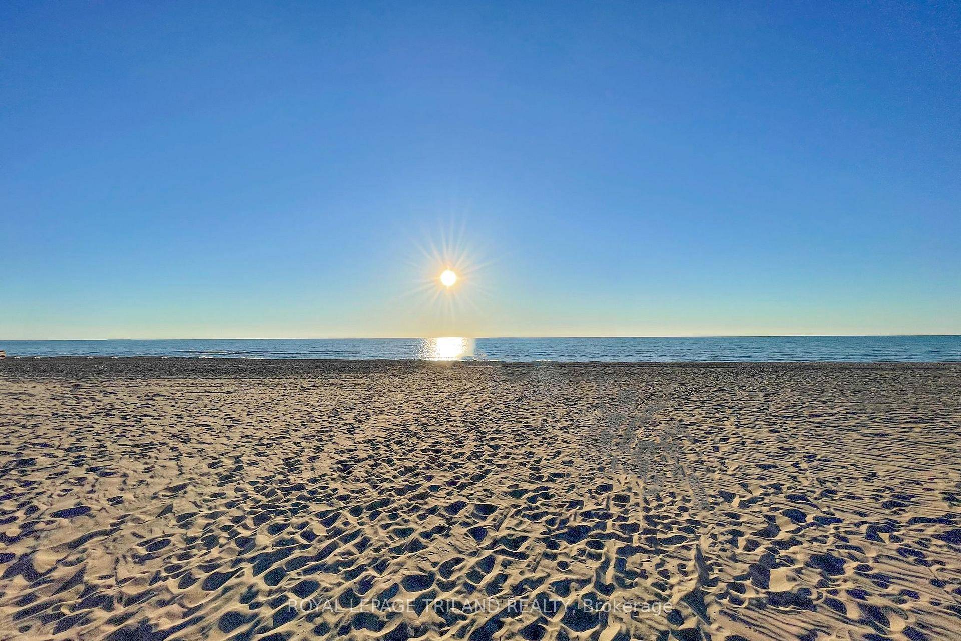 LAKEFRONT ALTERNATIVE SENSATIONAL amp ; ICONIC GRAND BEND RIVERFRONT CHARMER W PANORAMIC LAKE VIEWS 50 FT OF BOAT DOCKAGE ROCK SOLID 4 SEASON WALK OUT DUPLEX 3 STORIES OF WATER ...
