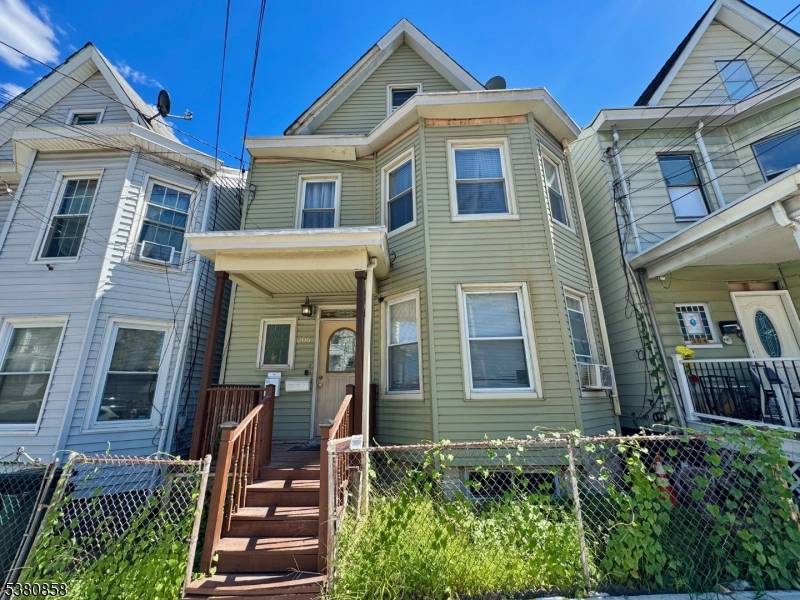 Great opportunity to own this 2 family home offering a total of 4 bedrooms and 2 full baths.