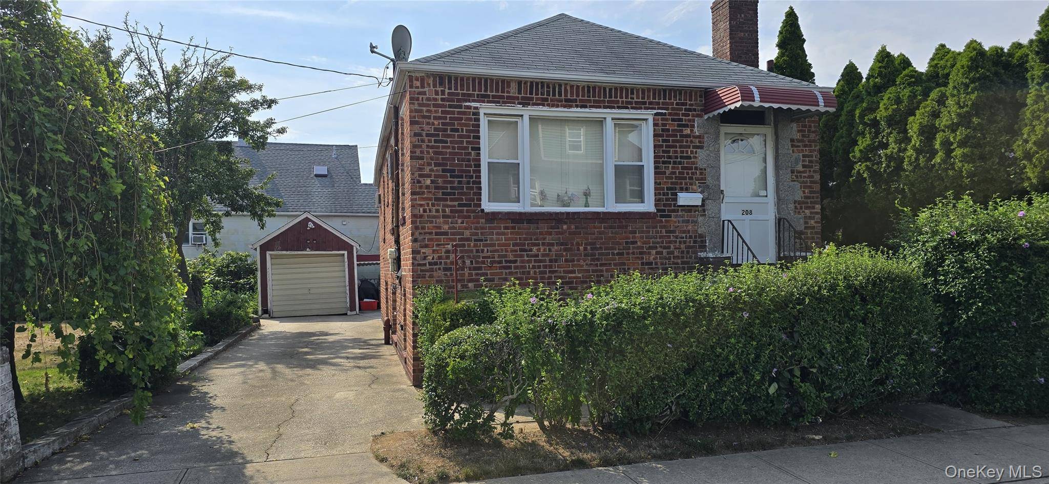 Golden opportunity to build your own custom home or great rental investment opportunity.