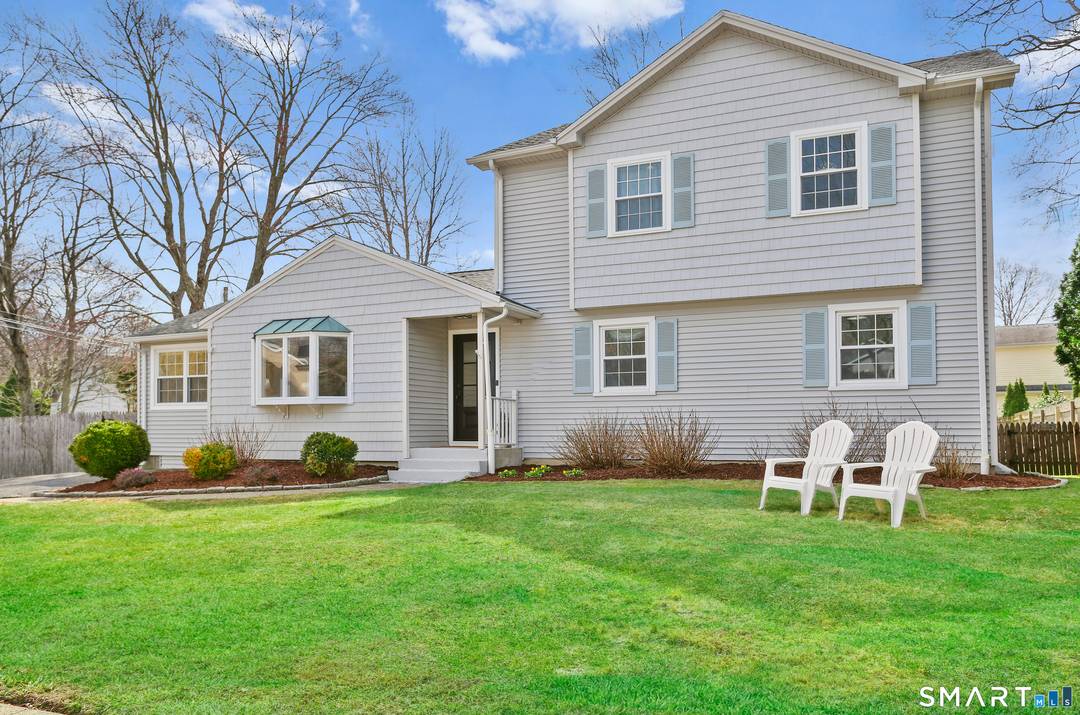 Tucked away on a quiet cul de sac in the desirable University area of Fairfield, this move in ready Colonial combines thoughtful updates, flexible living space, and an impressive, detached ...