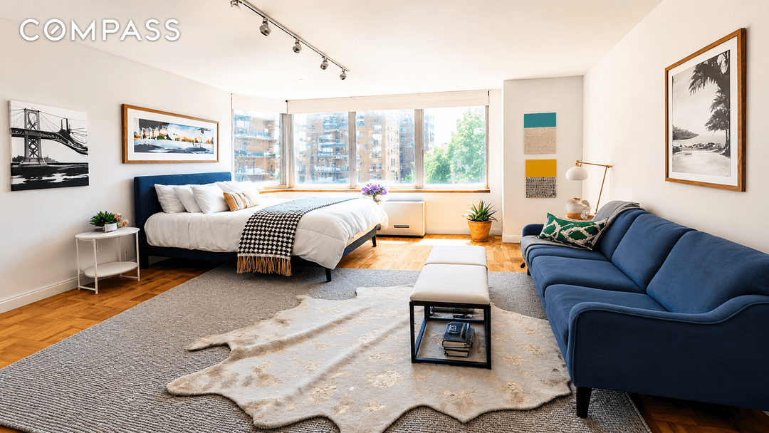 Welcome to Unit 28D, a bright and efficiently designed studio residence at The Strand Condo in the vibrant neighborhood of Hell's Kitchen.