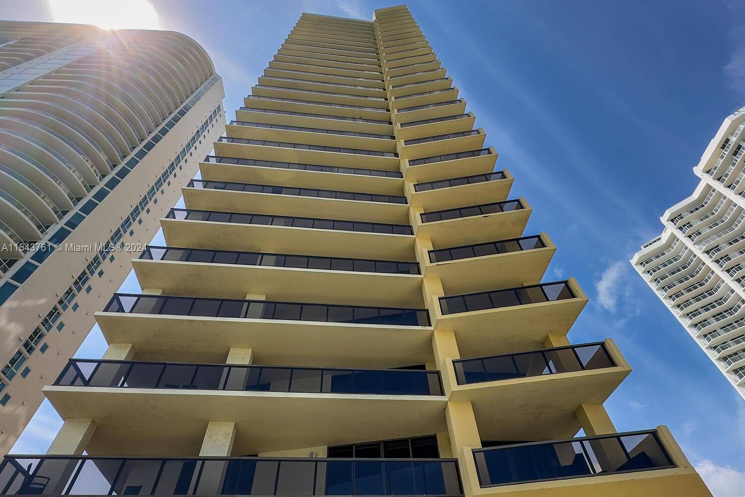 Nestled within prestigious Sunny Isles, Sayan is the nicest boutique building with direct beach access.