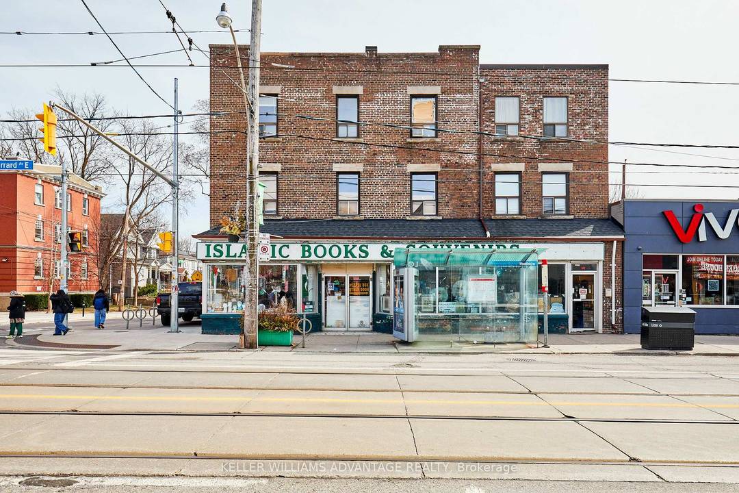 This property is an excellent investment opportunity !