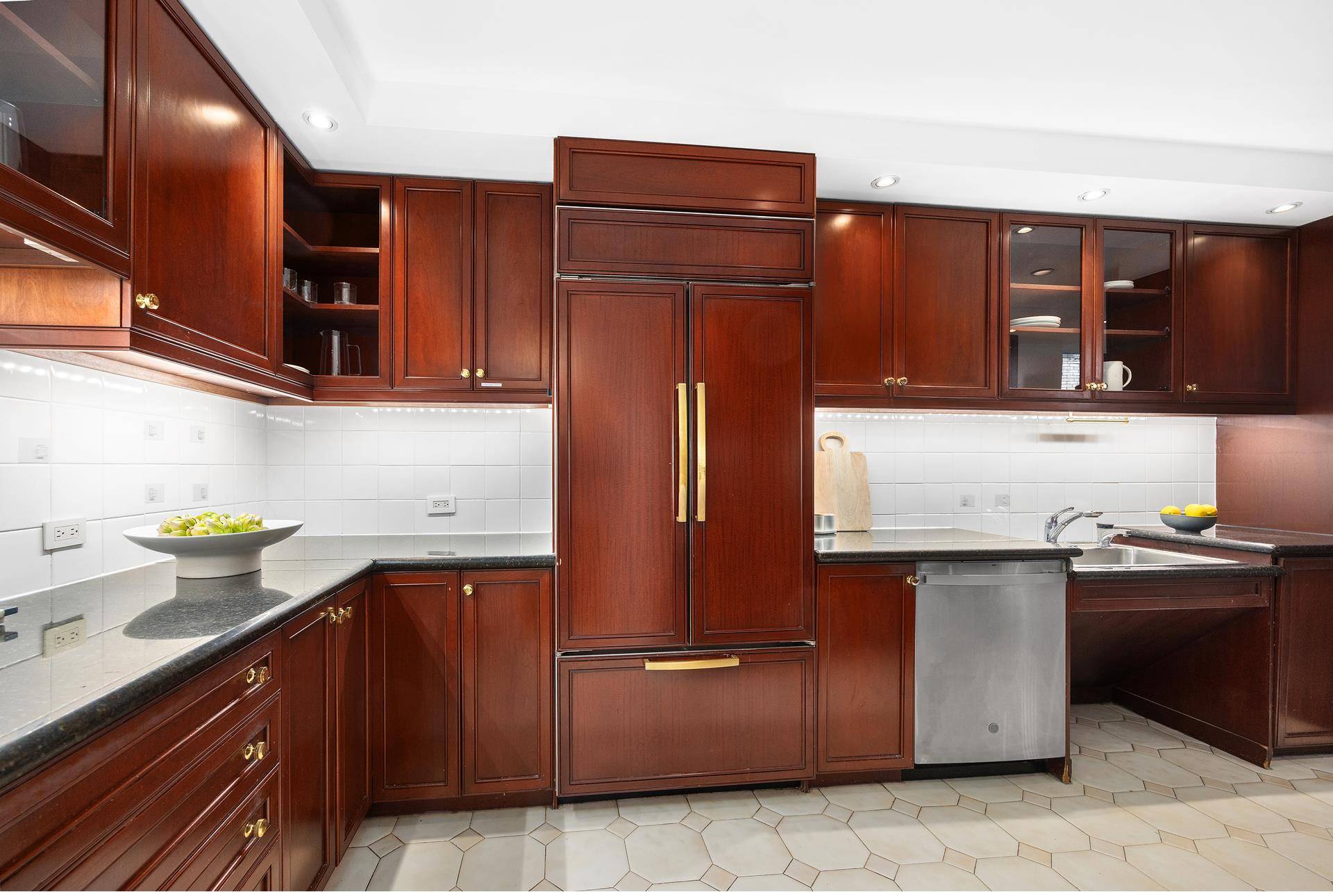 OPEN HOUSES BY APPOINTMENT ONLY VIEW VIDEO FOR MORE INFORMATION Boasting over 60 feet of sublime Central Park frontage, this is the trophy home you have been looking for.