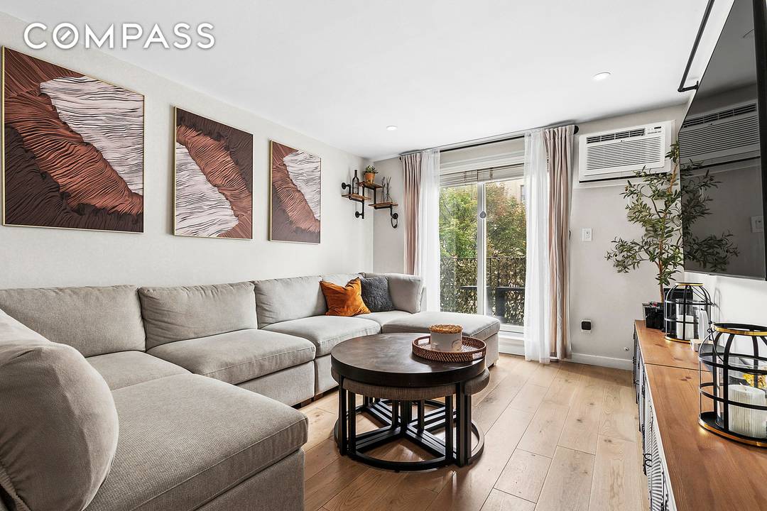 Welcome to Unit 3 a 3 bedroom, 1.