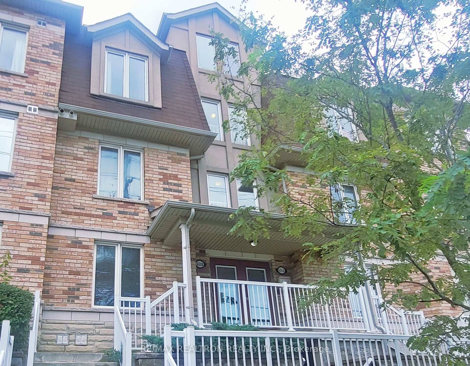 A hidden gem in the highly sought after Clairlea Birchmount community.