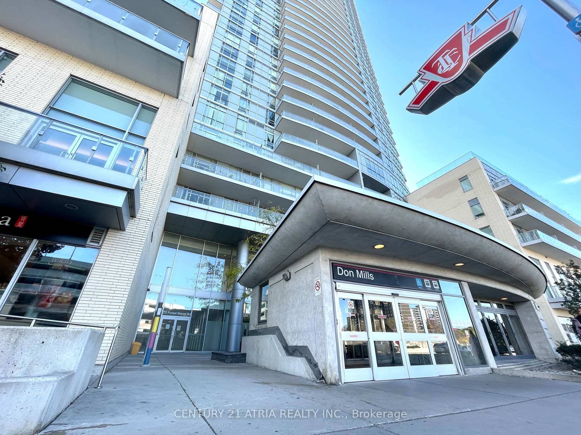 Bright and spacious 1 bed Emerald City unit with parking and locker included.