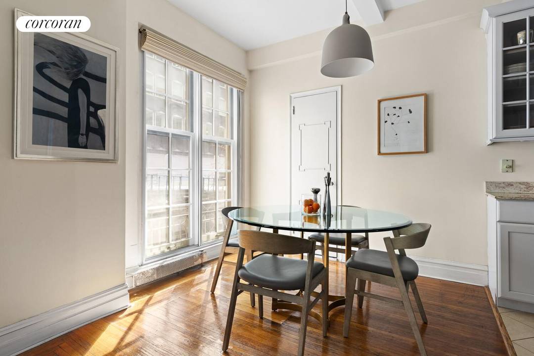 77 Park Avenue, Apt 2C Oversized Junior 4 in the Heart of Manhattan Rare oversized Junior 4 with fireplace, windowed baths, and exceptional storage, located in a full service prewar ...
