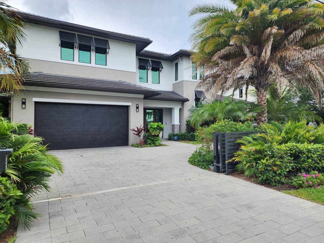 SIGNIFICANT PRICE ADJUSTMENT !