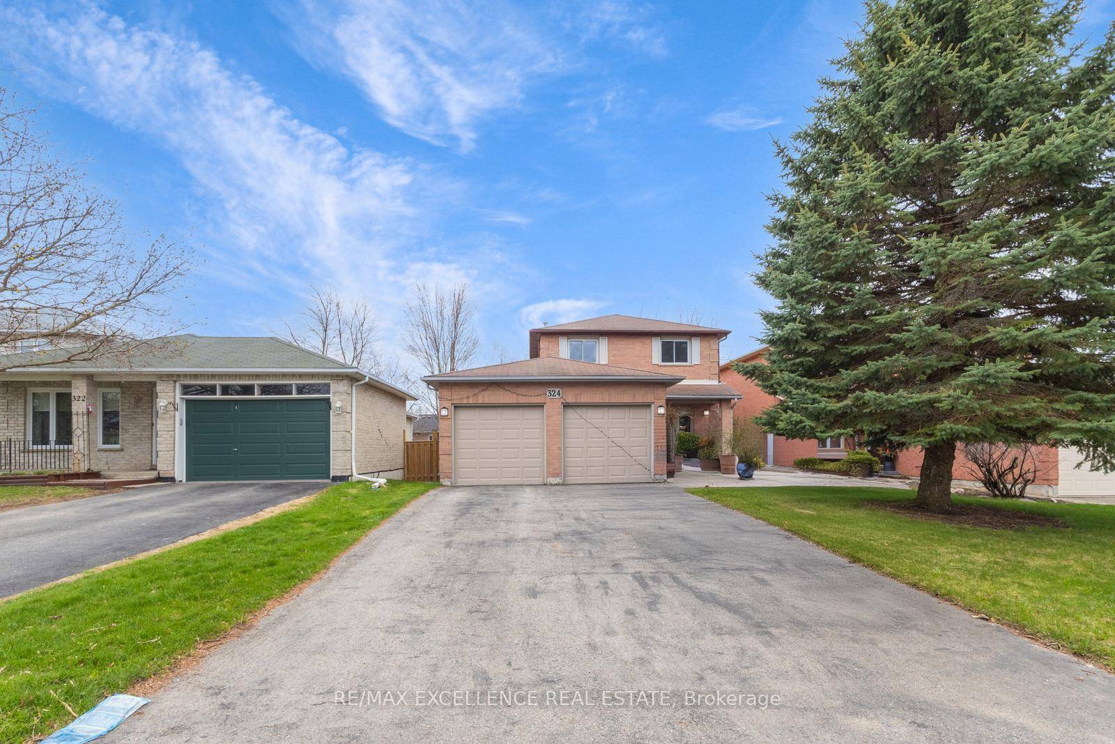 Welcome to this beautiful home nestled in one of Orangeville most sought after family friendly neighborhoods.