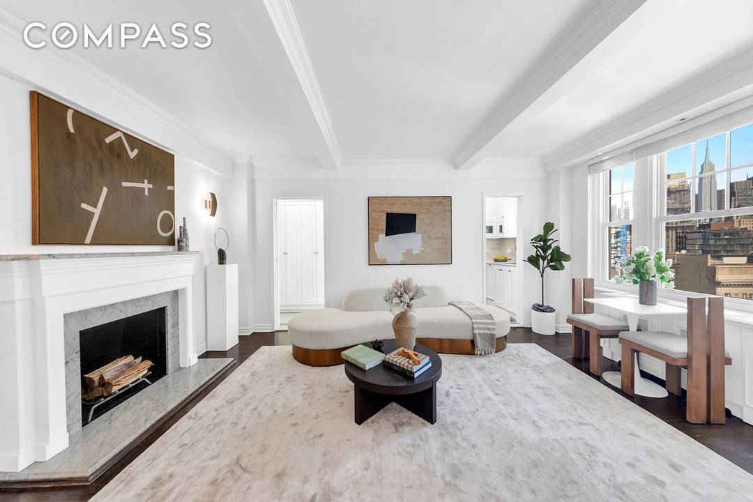 Prewar Scale and Character at a Premier West Village Bing amp ; Bing Condominium Located in one of the West Village s most admired Bing amp ; Bing condominiums, this ...
