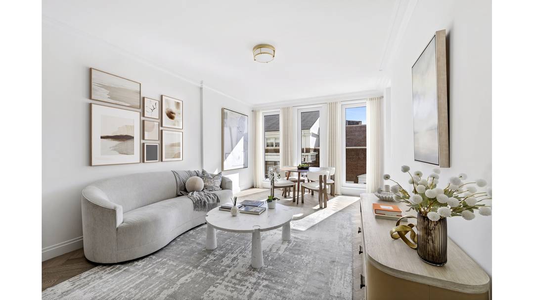 78 29 Austin Street Penthouse 2K Featuring interiors designed by renowned Italian firm S20M, Penthouse 2K is a thoughtfully crafted 752 square foot, one bedroom, one bathroom home.