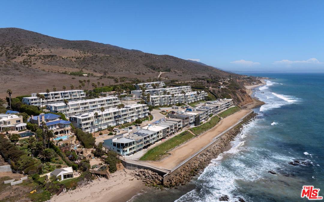 11862 Starfish Ln 2BR Malibu La