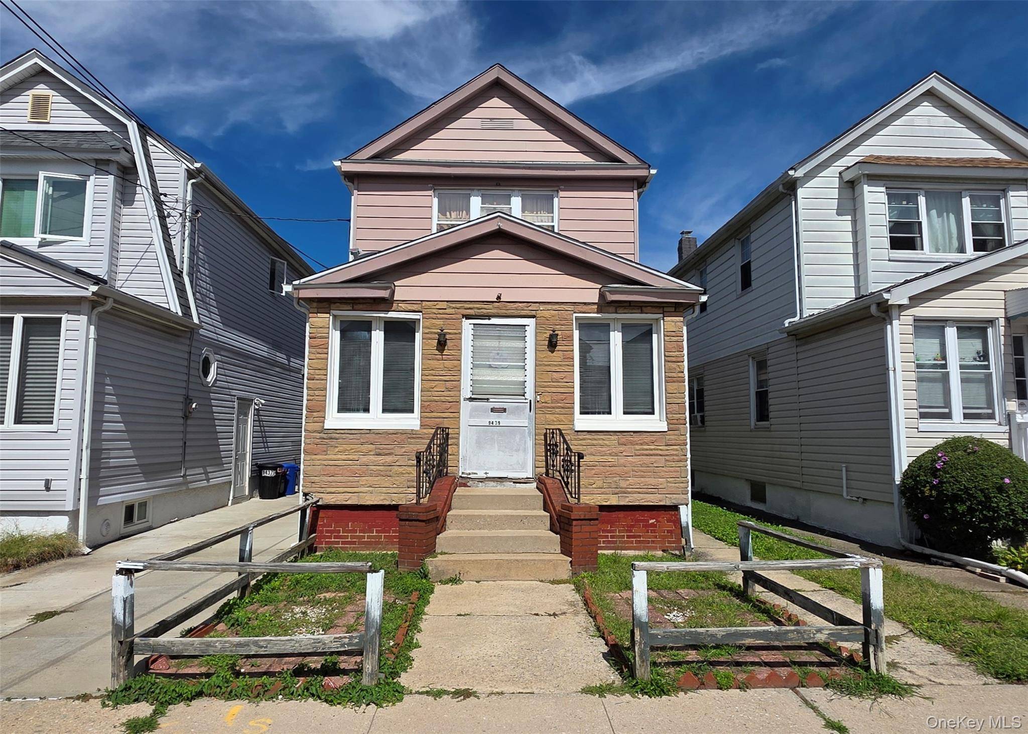 Welcome to 94 39 134th Avenue in South Ozone Park.