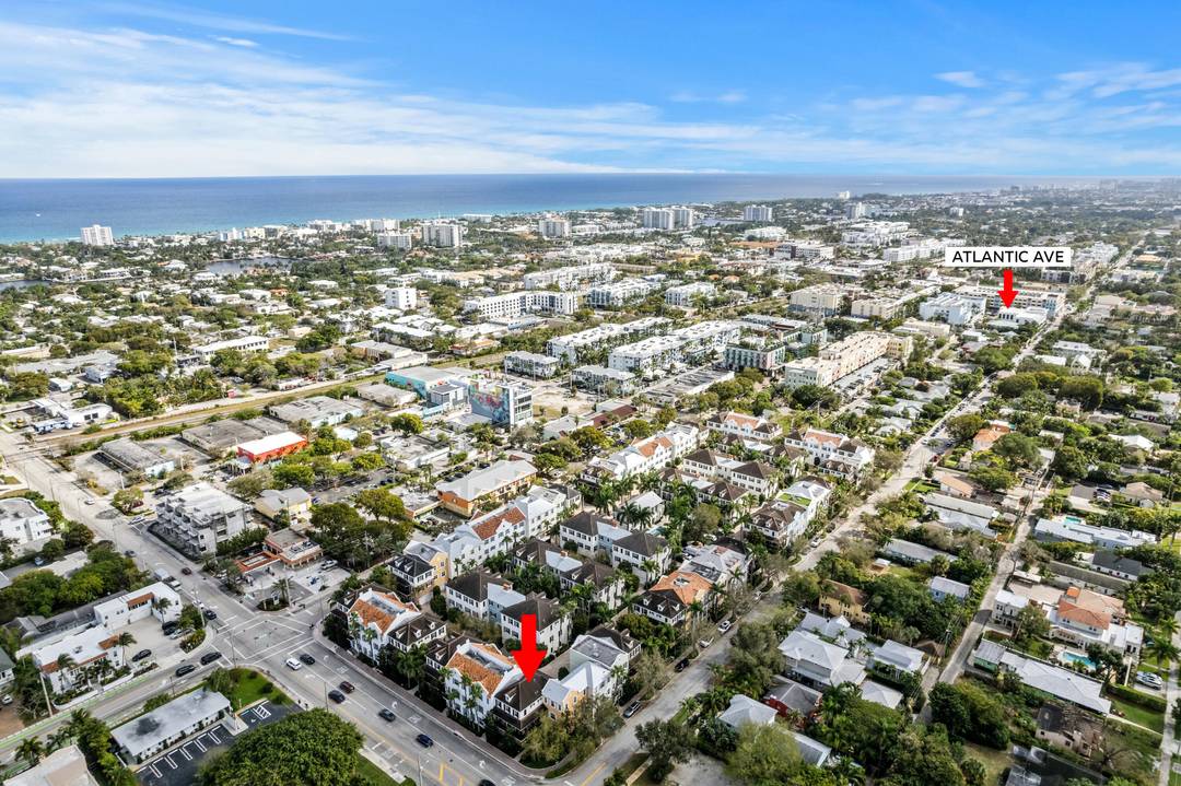ABSOLUTELY GORGEOUS CORNER END UNIT TOWNHOUSE PRESTIGIOUS CANNERY ROW PRIME DOWNTOWN DELRAY BEACH LOCATION WALK BIKE TO BEACH amp ; ATLANTIC AVE Bright Open Floor Plan LED Recessed amp ; ...