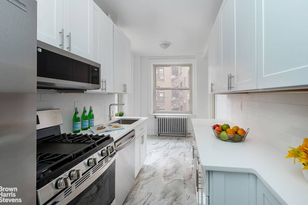 PRICE IMPROVEMENT ! ! ! Charming mint 2 bedroom prewar apartment at 390 Riverside Drive.