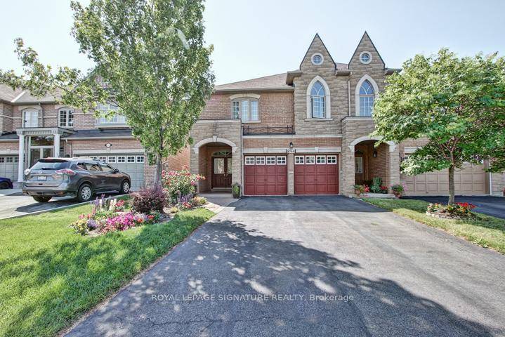 Welcome to this well kept and spacious 3 bedroom semi detached home, ideally situated in the highly sought after Mavis amp ; 401 area of Mississauga.