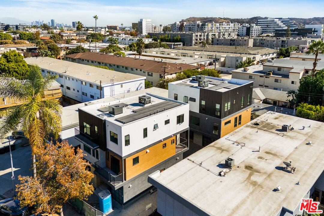 10156   Regent St 8.0 LA