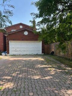 Detached 4 Bedroom, Combined Living And Dining Room.