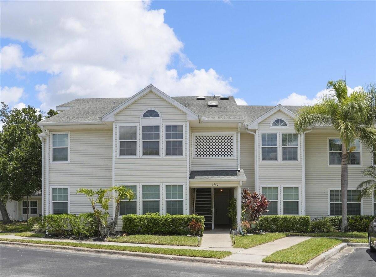 1940 Westminster Circle Condo Palm Beach