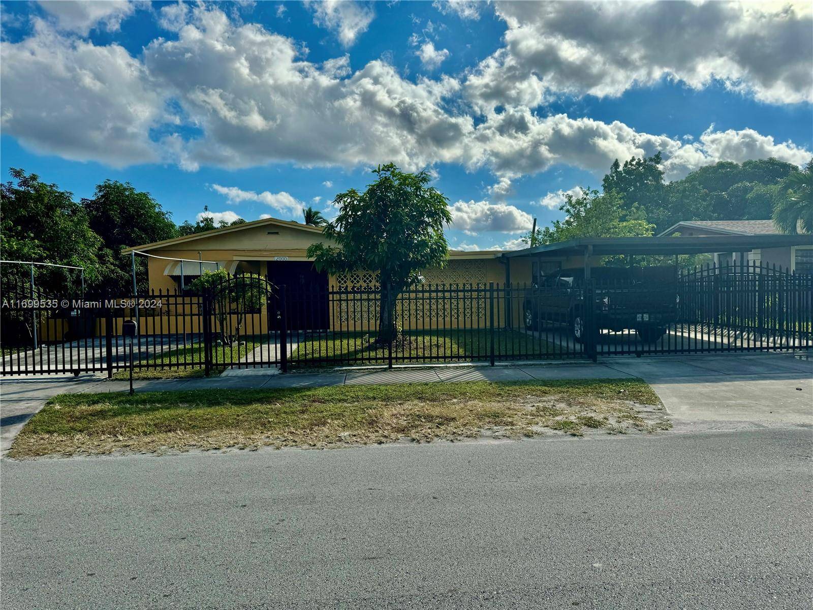 Beautiful corner lot single family home, 3 bedrooms and 2 bathrooms and additional 1 bedroom conversion.