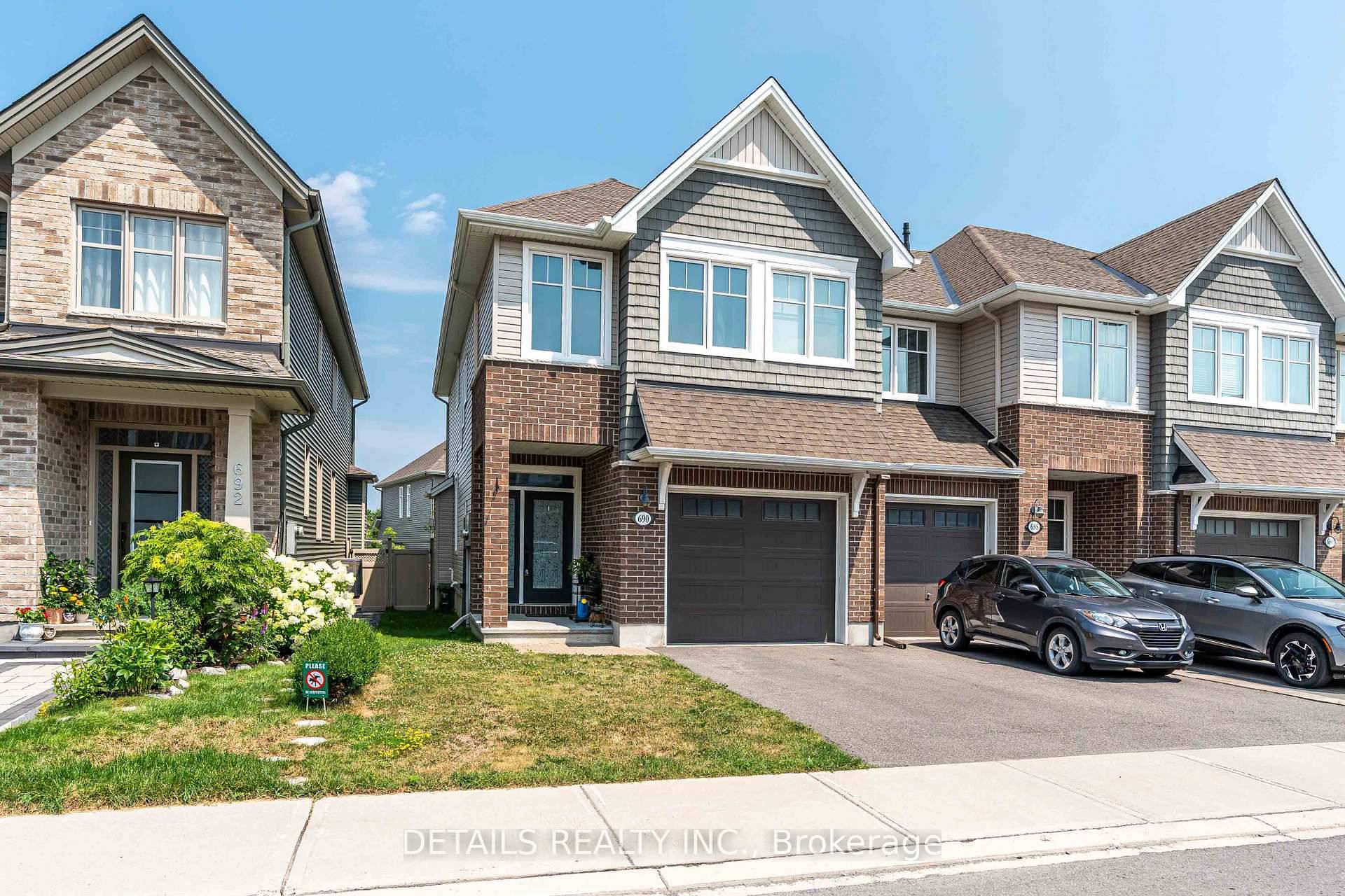 Come check out this spacious, bright, and elegant end unit boasting over 2, 500 sqft of modern living space with tons of upgrades throughout.