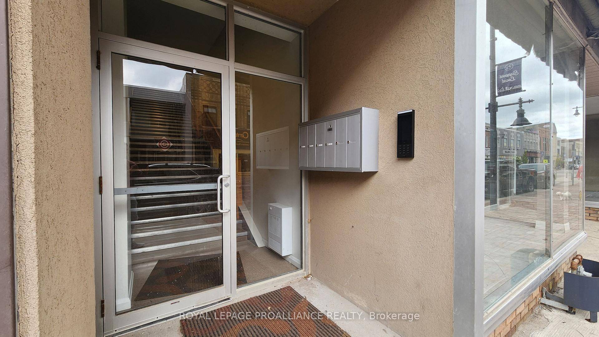 High end newly renovated 2 bedroom, 2 bathroom apartment with in suite laundry and new stainless steel appliances.