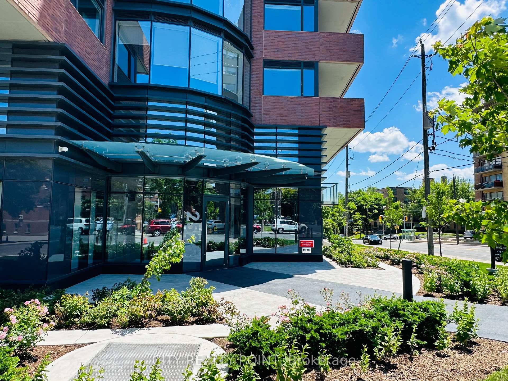 Amazing 1 Bedroom Apartment ONE MONTH RENT FREE MUST SEE 536 sq ft.