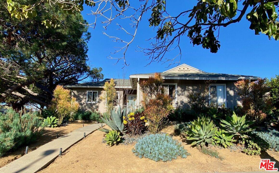 12779   Brooklake St 3BR Marina Del Rey La
