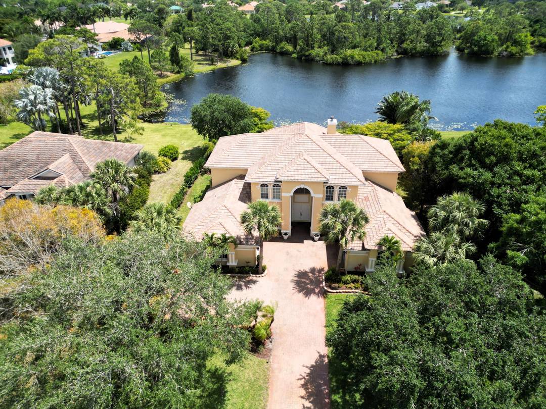 Imagine waking up to tranquil lake views, sipping coffee beside your resort style pool, and retreating each night to a spa like primary suite, all in the guard gated community ...