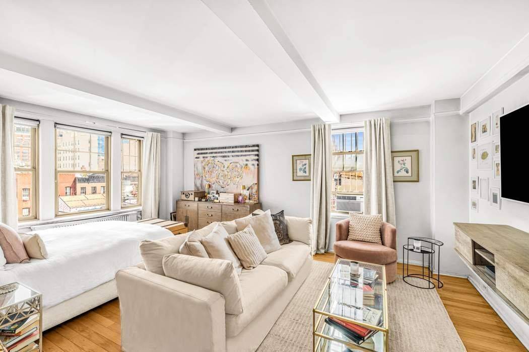 Welcome to your new home in the heart of the West Village !