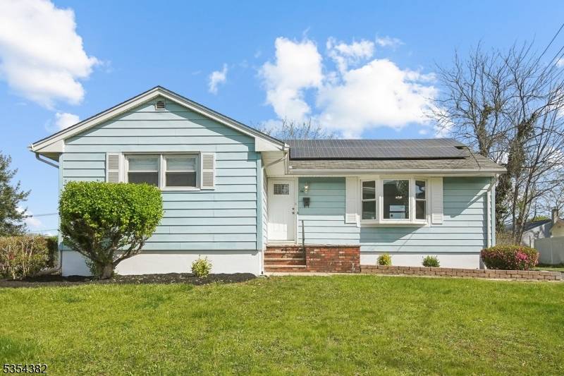 Welcome to 114 Woodrow Ave a charming, move in ready home nestled in one of Piscataway's most convenient neighborhoods !