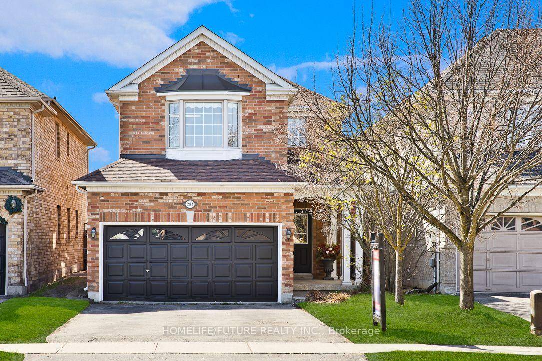 Lovely Home Quiet Street Great Neighbourhood 9 Ft Ceilings Hardwood Floors Oak Staircase Maple Kitchen Cabinets Huge2nd Floor Family Room W Gas Fireplace FRESH PAINT, Stainless Steel Appliances Access To ...
