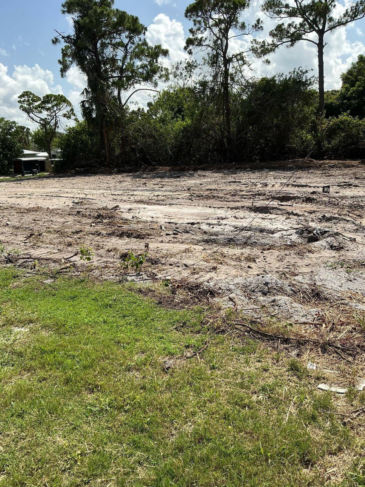 Spacious vacant and cleared lot, ready for your new build.