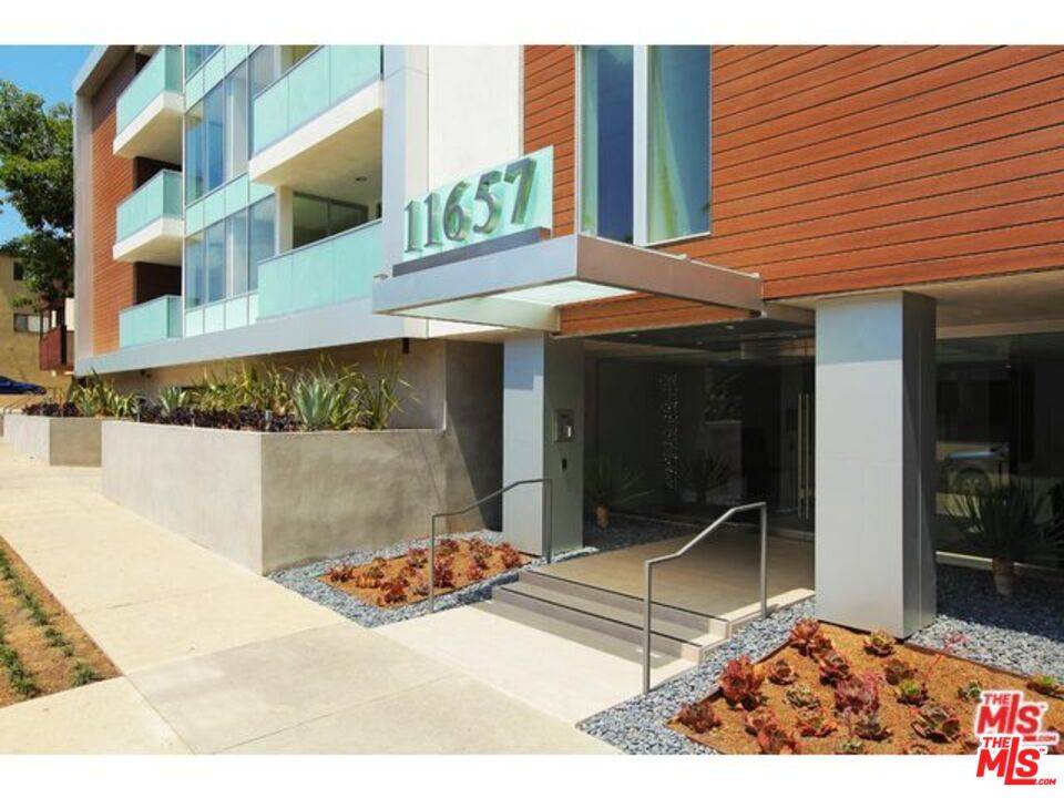 11657  Chenault St 2BR Brentwood La