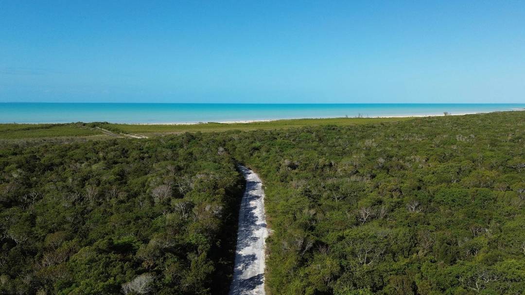 BAHAMA SOUND Land Exuma-And-Exuma-Cays
