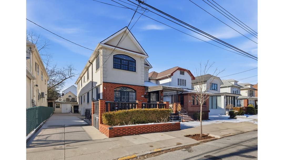 Welcome to 1874 East 27th Street, a spacious fully detached property set on a 40 x 100 lot on a great block in Midwood.