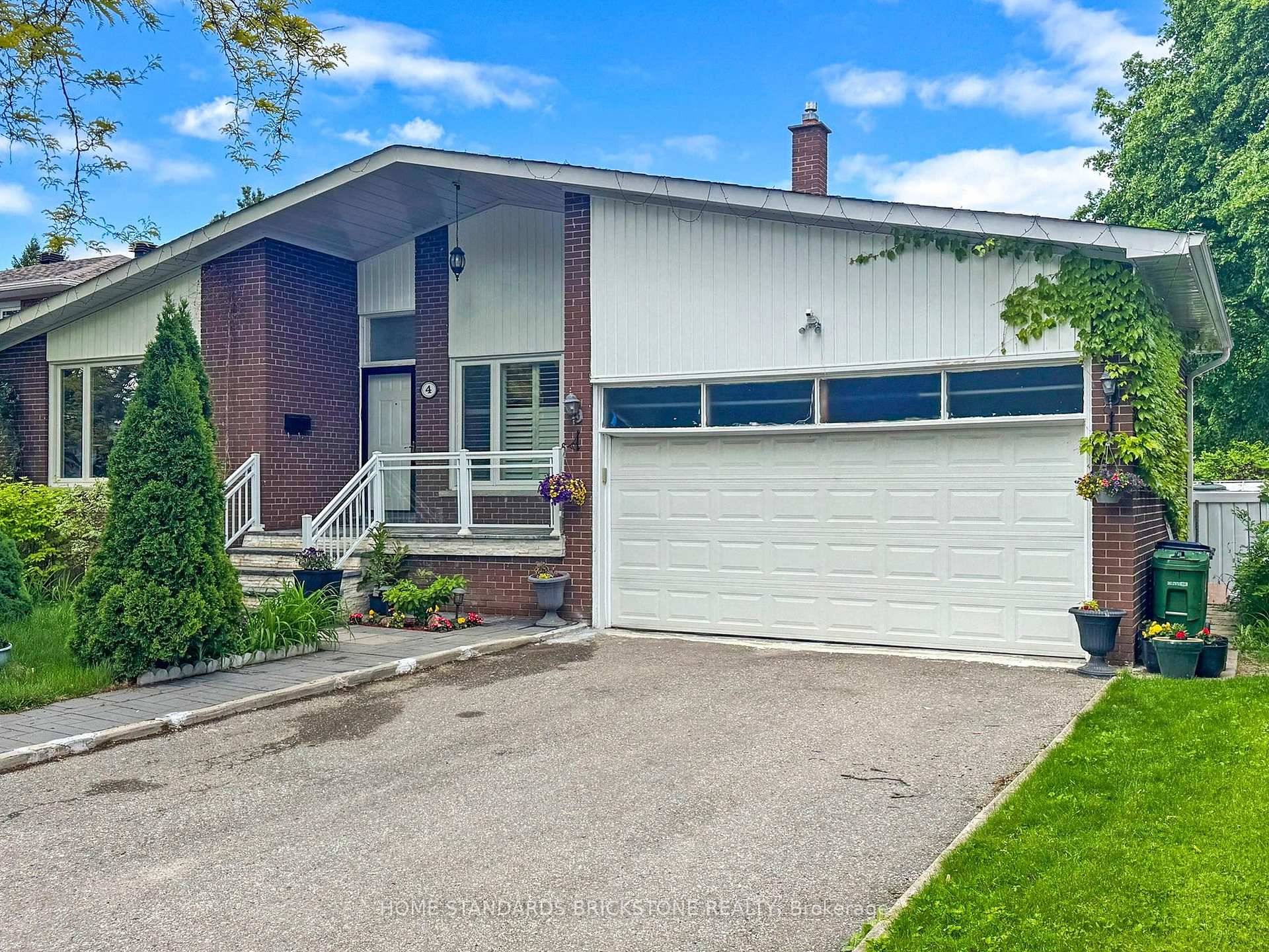 Located in the prestigious Bayview Steeles area, this beautifully maintained bungalow offers the perfect blend of comfort, charm, and natural beauty.