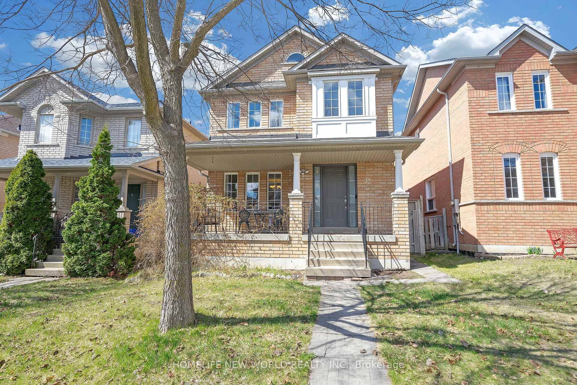 The Perfect Detached Double Garage Family Home !