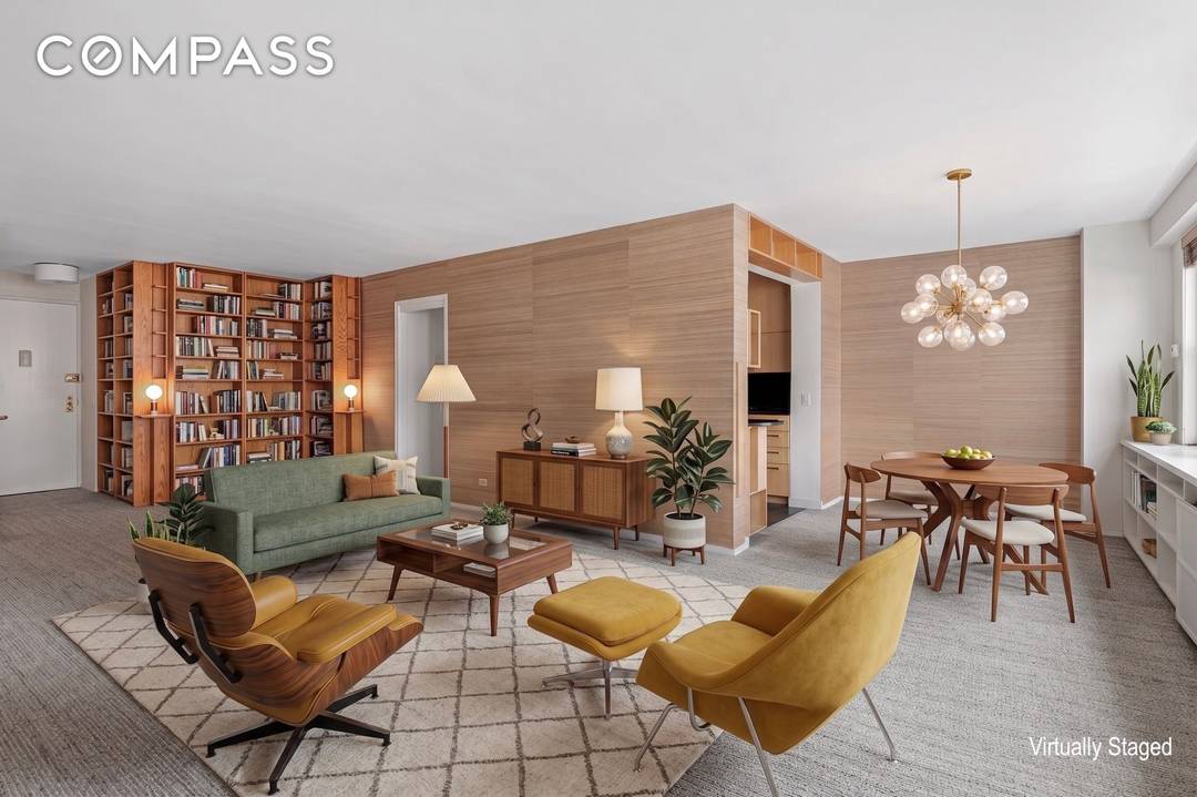 CHELSEA Oversized 2 Bed 2 Bath Dining Alcove Southern Skyline Views This rarely available floorplan is a sprawling 1, 300 square foot, southern facing, sanctuary perched high within the iconic ...