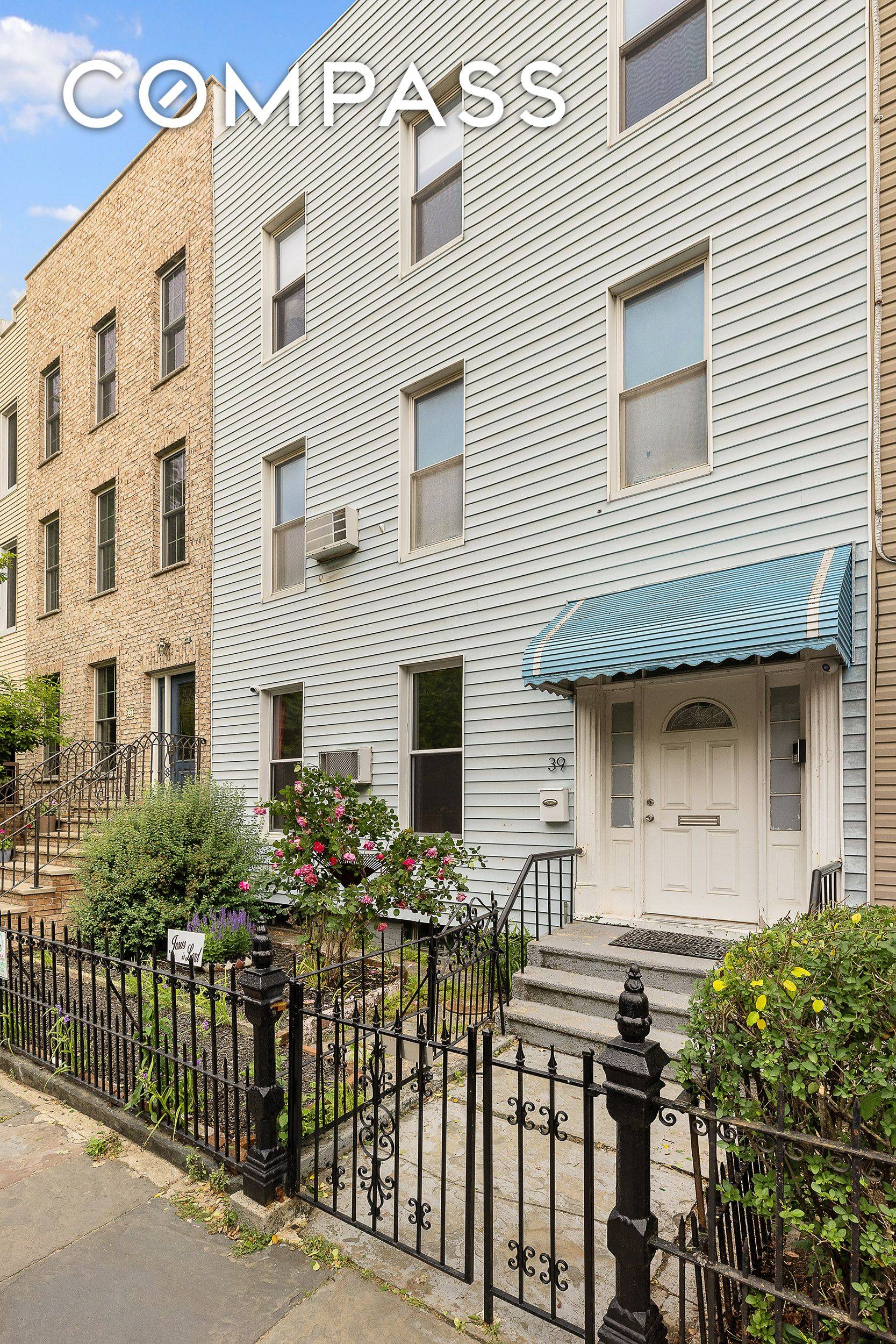 Built in the late 19th century, 39 Broome Street sits in the middle of a quiet, low traffic block close to the best of Williamsburg and Greenpoint.