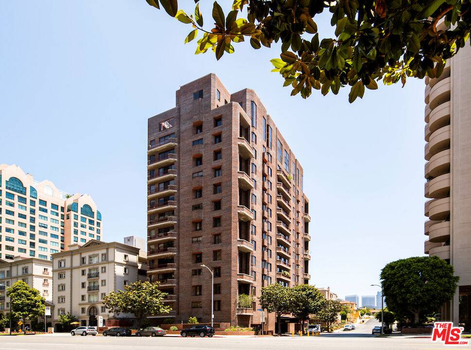 10550 Wilshire Blvd 2BR Westwood La