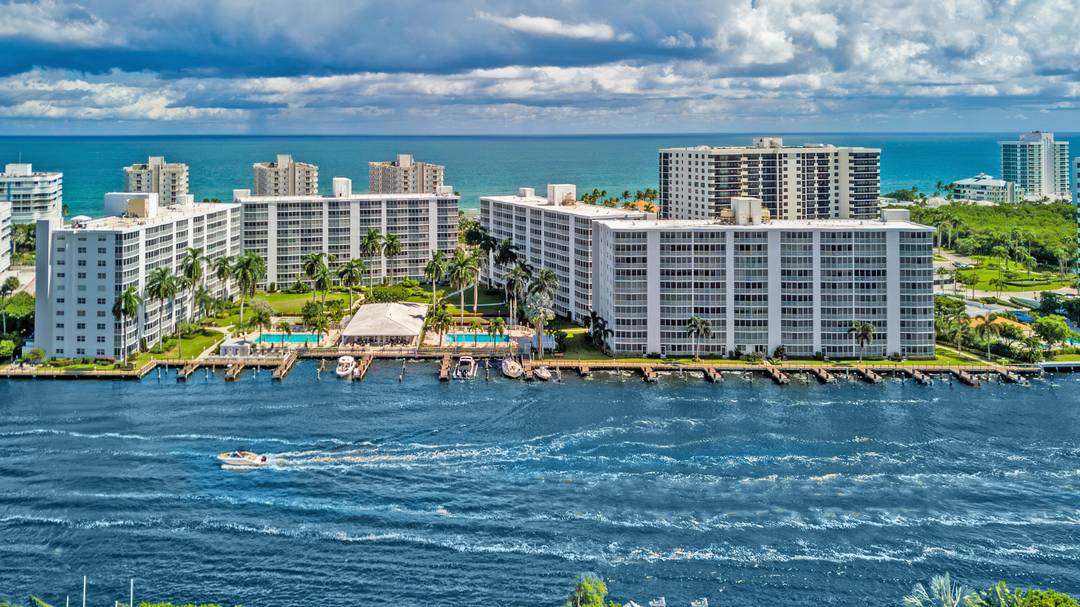 Immaculate 6th floor, 2 bed, 2 bath unit with unobstructed, direct views of the intracoastal to the west and ocean views to the east.