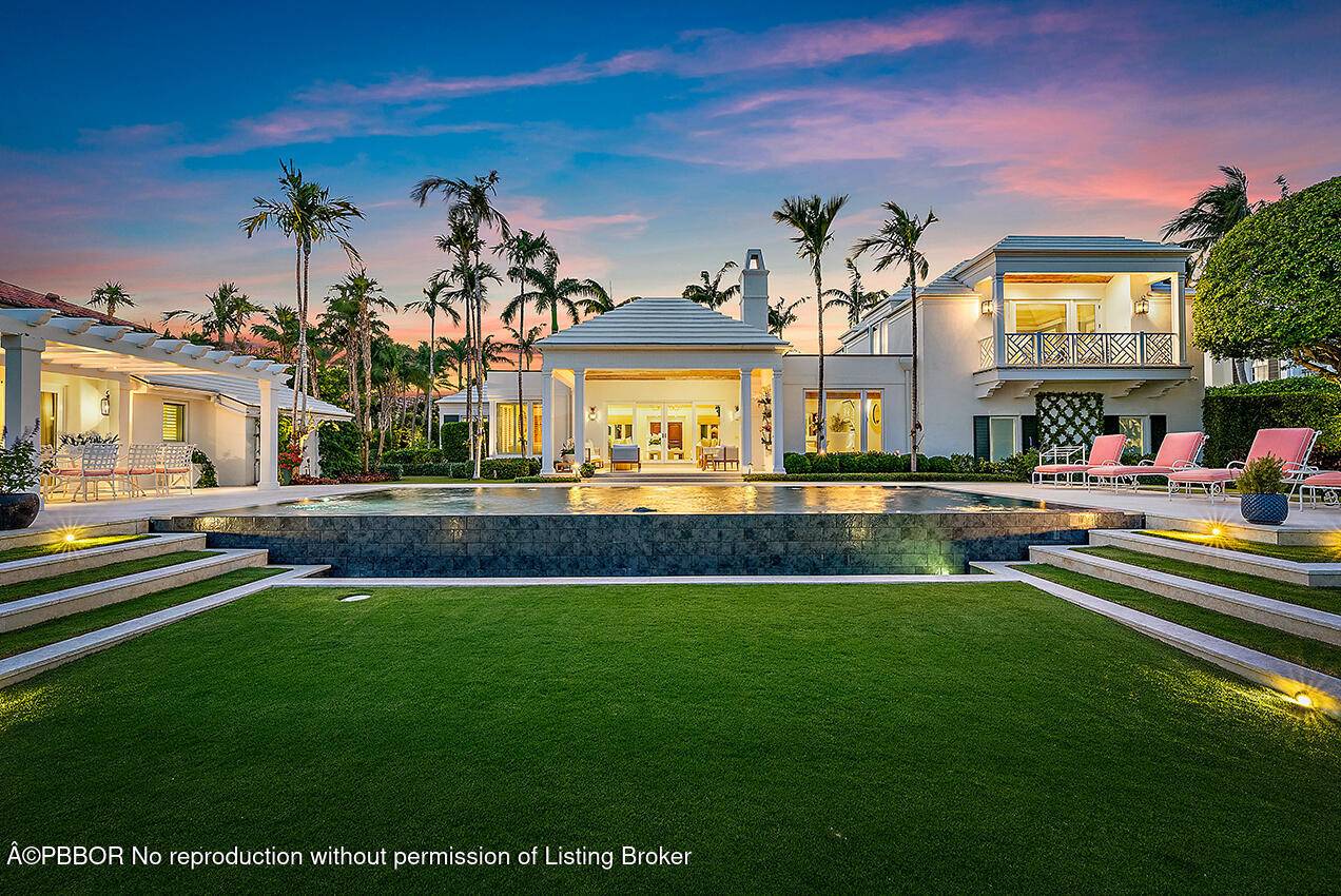 BEAUTIFULLY REIMAGINED This Bermuda gem evokes an island lifestyle and ambiance which is ideal for families and entertaining.