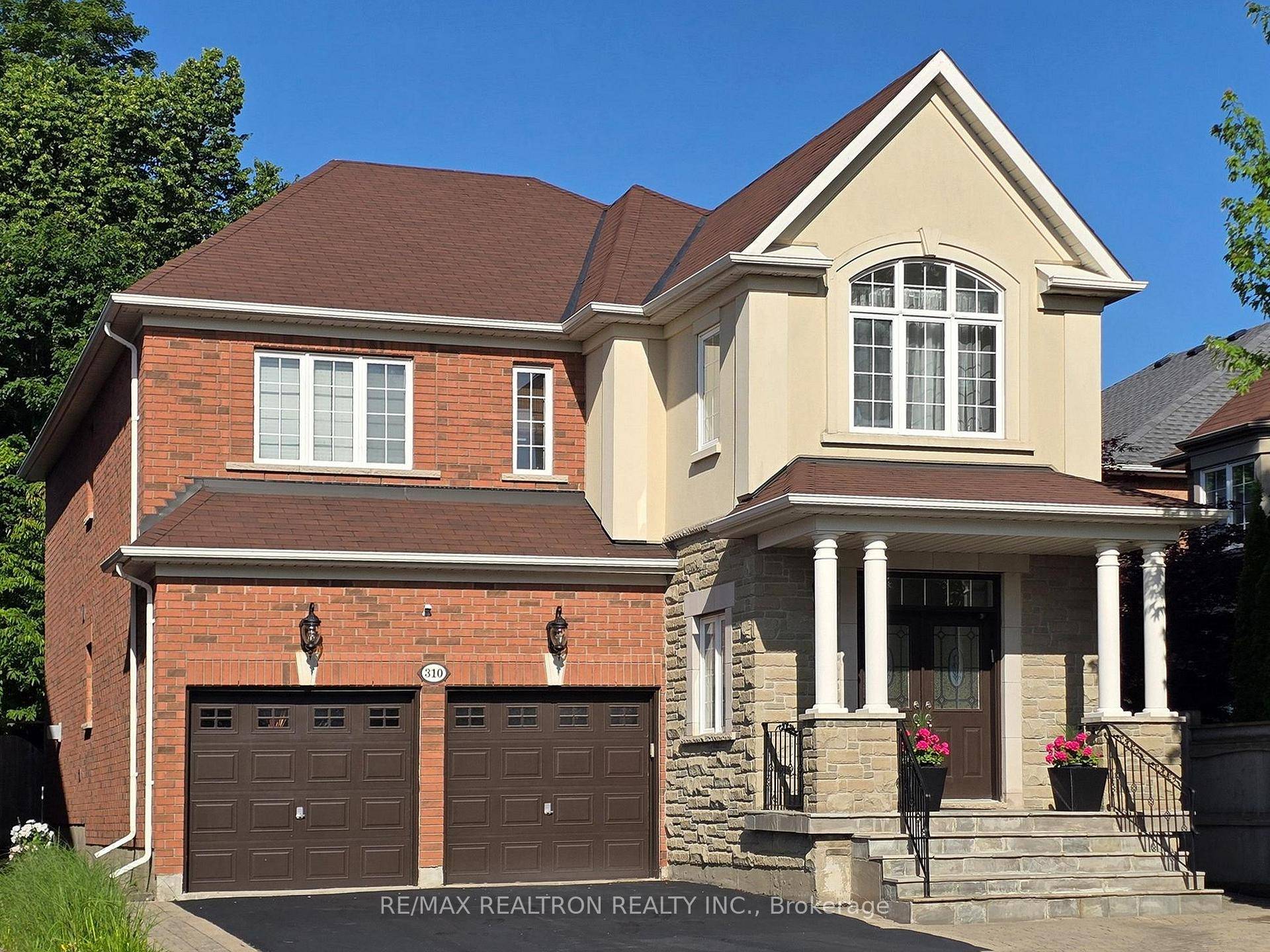 This is where privacy, nature, and everyday convenience meet STEPS FROM SCHOOL, BACKING ONTO RAVINE, ACROSS THE PARK.
