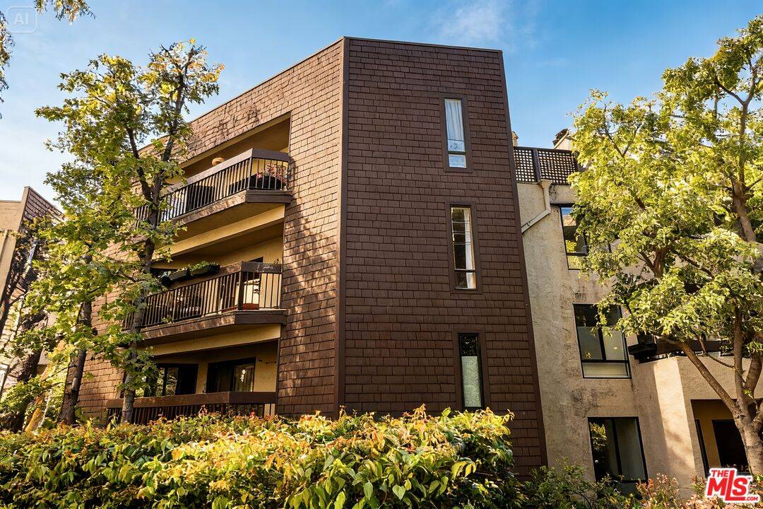 950 N Kings Rd 1BR Sunset Strip La