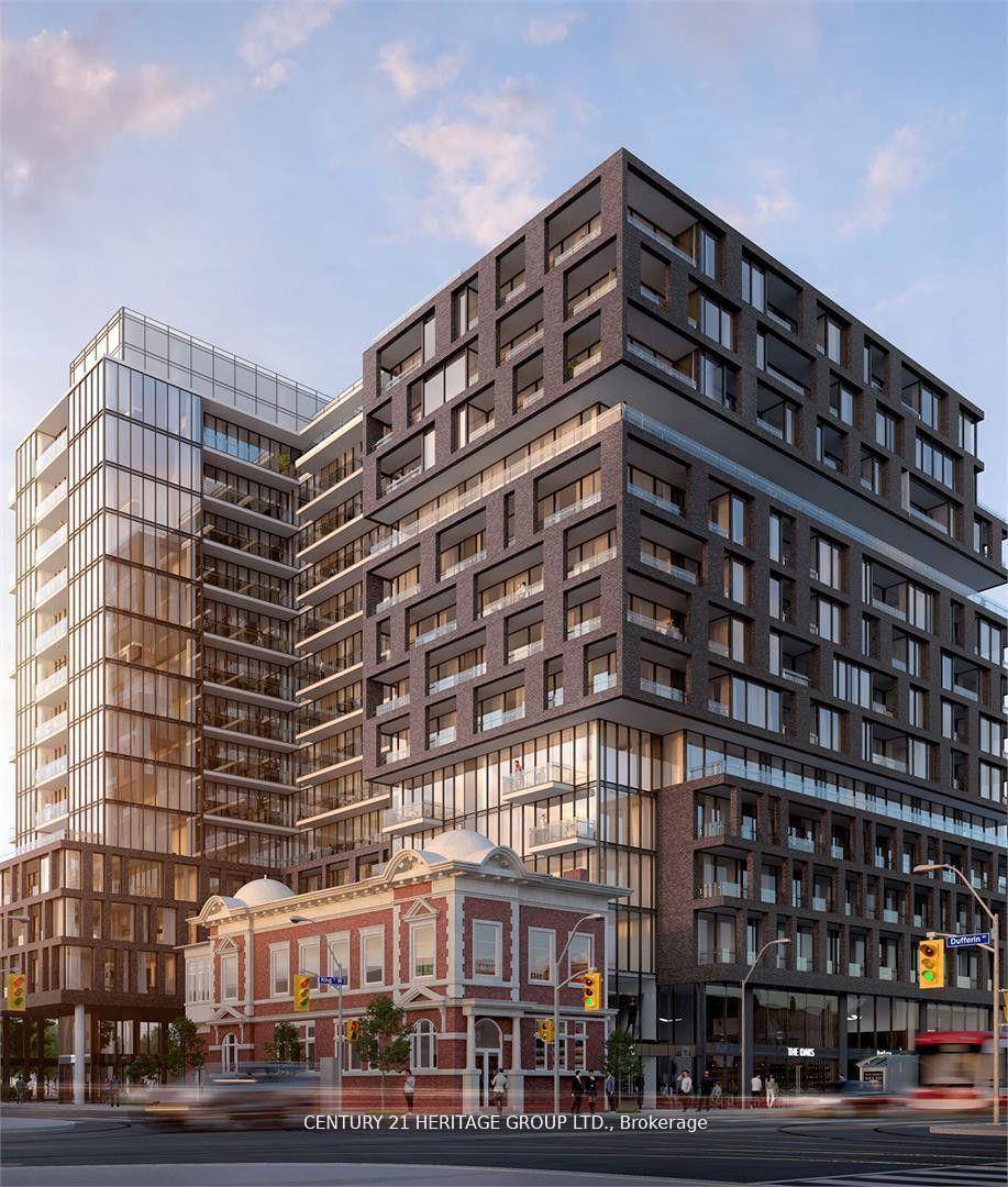Gorgeous 1 Bedrooms 1 Washroom Suite, WITH 117 SQF BALCONY, located in the Heart of Liberty Village.