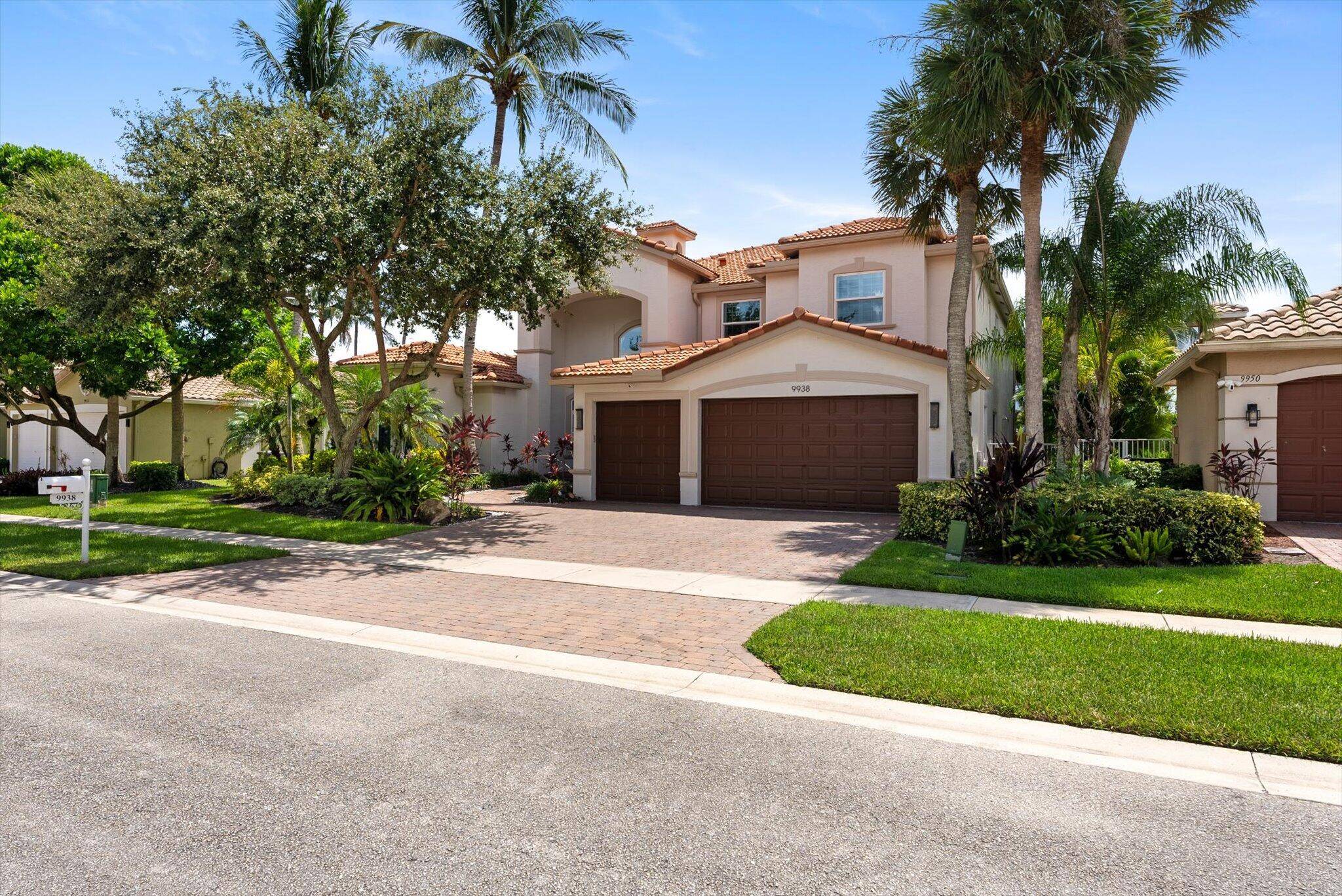 Welcome to paradise ! This exquisite Mediterranean infinity pool home has so many upgrades and incredible features that there is just not enough space to list here.