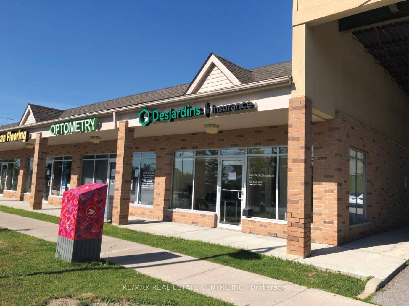 Excellent opportunity to purchase former Desjardins Insurance unit !