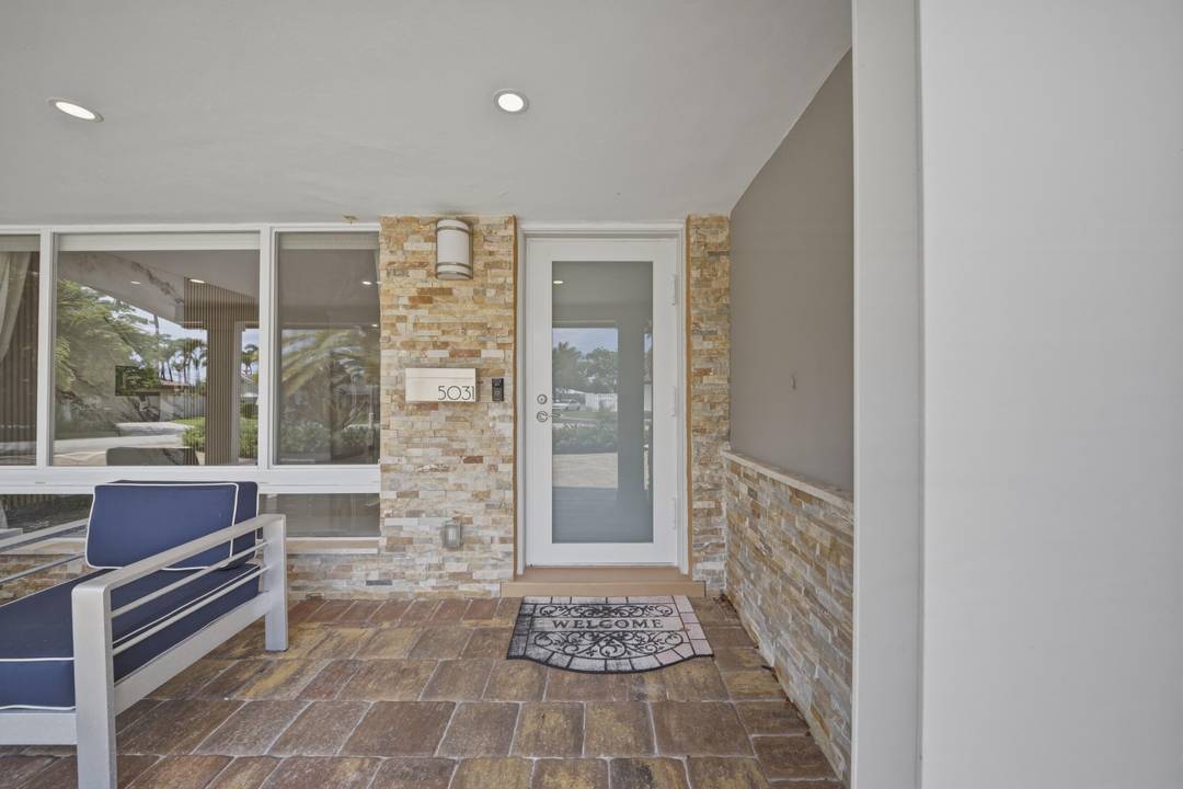 Fully remodeled 3BR 2BA home on a corner lot in desirable Lighthouse Point.